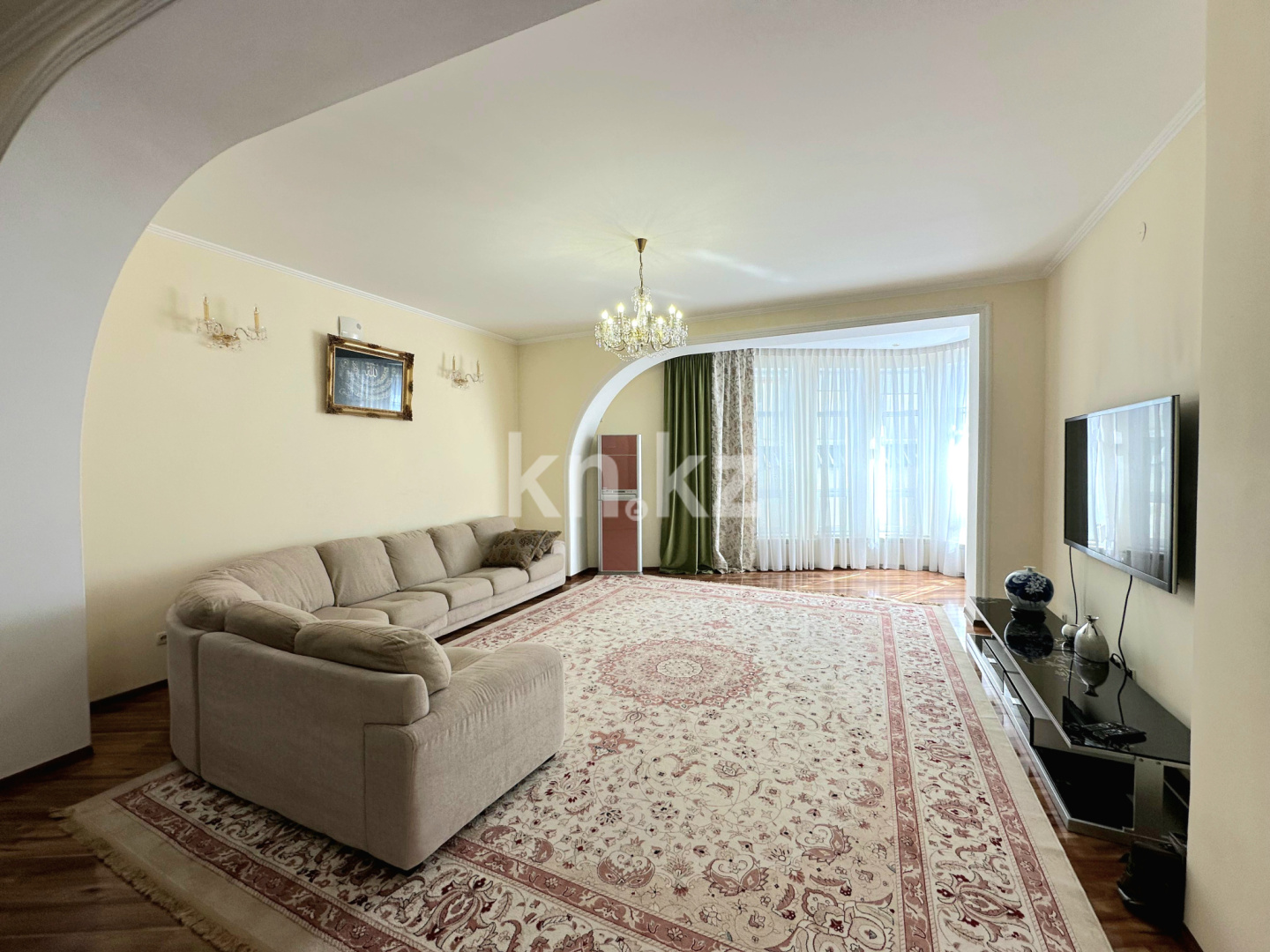 Продажа 8-комнатного дома, 360 м² - Продажа домов, коттеджей в Шымкенте - страница 2 фото 20 из 33