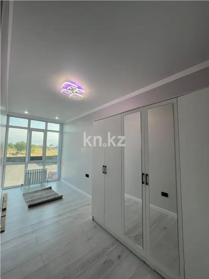 Продажа 2-комнатной квартиры, 40 м², ул. Жолымбет, дом  42/5 в Алматы - фото 2