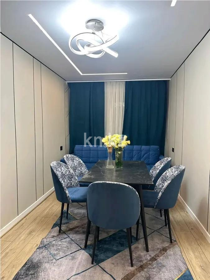 Продажа 3-комнатной квартиры, 59 м², ул. Кабанбай батыра, дом  205 - Продажа квартир в Казахстане фото 1 из 4