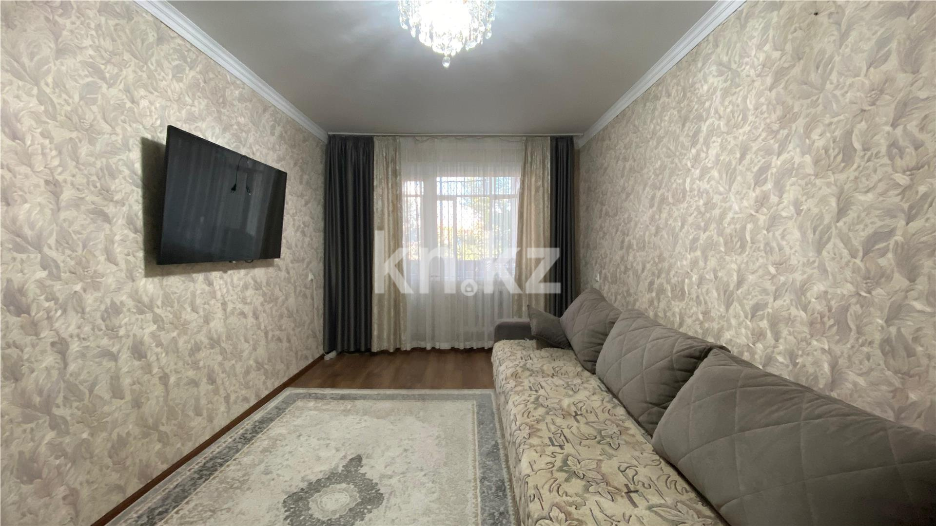 Продажа 3-комнатной квартиры, 62 м², ул. Муканова - Продажа квартир в Караганде фото 1 из 12