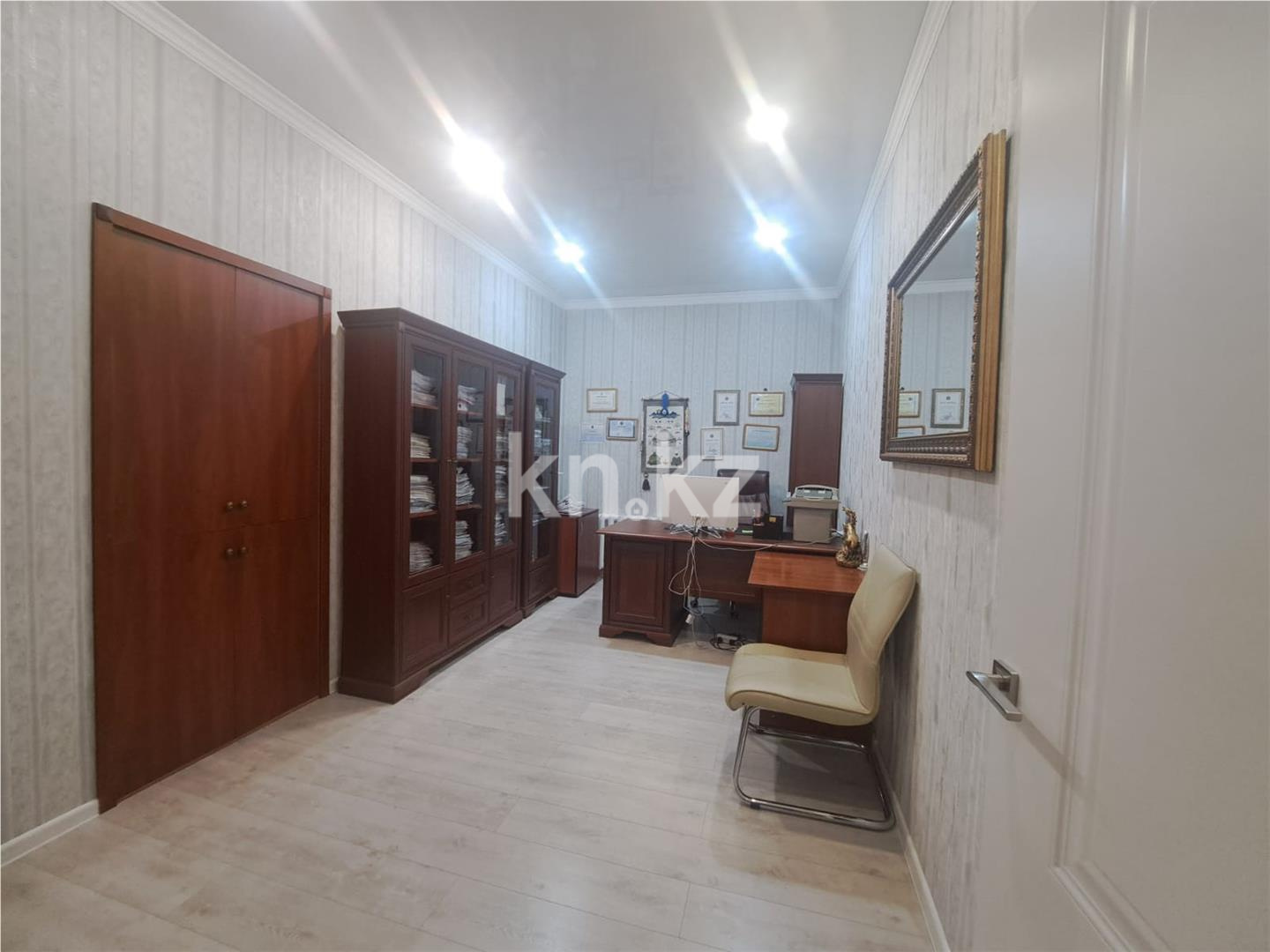 Продажа 4-комнатной квартиры, 117 м², ул. Бигельдинова, дом  9/1 - Продажа  четырехкомнатных квартир в Астане с фото фото 4 из 11