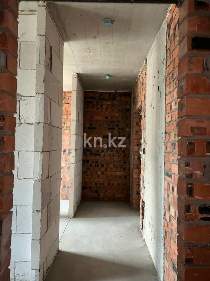 Продажа 1-комнатной квартиры, 37 м², ул. Байтурсынова, дом  32 в Астане - фото 2