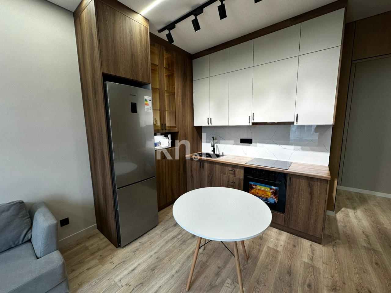 Аренда 2-комнатной квартиры, 50 м², ул. Керей, Жанибек хандар, дом  42 - Продажа квартир в Астане фото 1 из 10