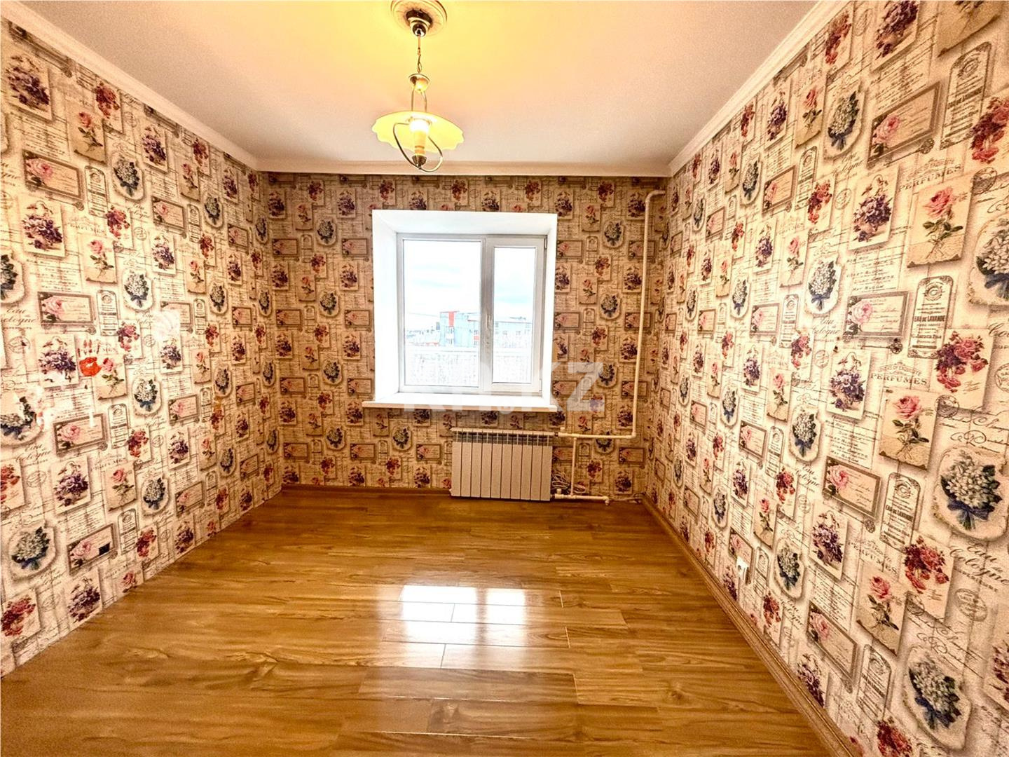 Продажа 3-комнатной квартиры, 59 м², ул. Аманжолова, дом  71 в Караганде - фото 6