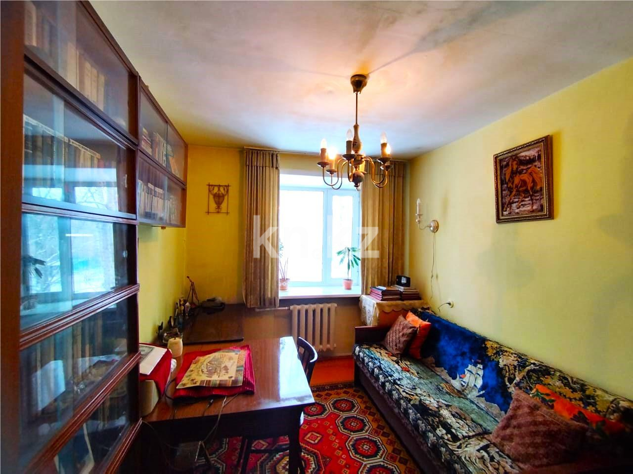 Продажа 3-комнатной квартиры, 62 м², ул. Ермекова, дом  83 - Продажа  трехкомнатных квартир в Караганде с фото фото 7 из 22