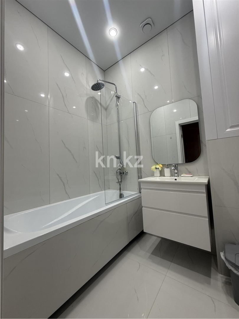 Продажа 2-комнатной квартиры, 50 м² - Продажа квартир в Караганде на Юго-Востоке - страница 10 фото 13 из 16