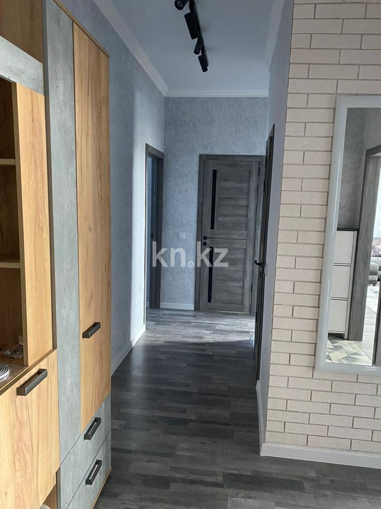 Продажа 3-комнатной квартиры, 75 м², ул. Дюсембекова - Продажа  трехкомнатных квартир в Караганде фото 10 из 11