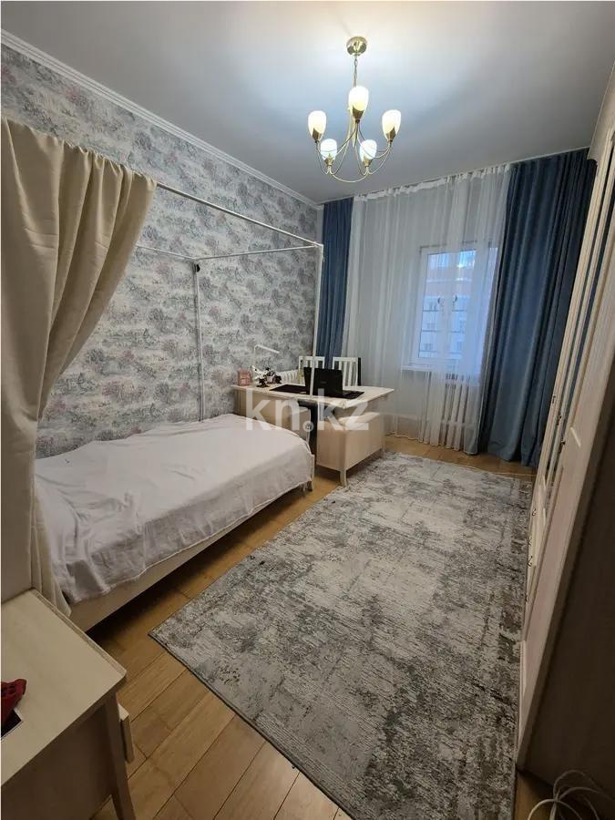 Продажа 3-комнатной квартиры, 102 м², ул. Кунаева, дом  35 - Продажа  трехкомнатных квартир в Астане без посредников с фото фото 1 из 2