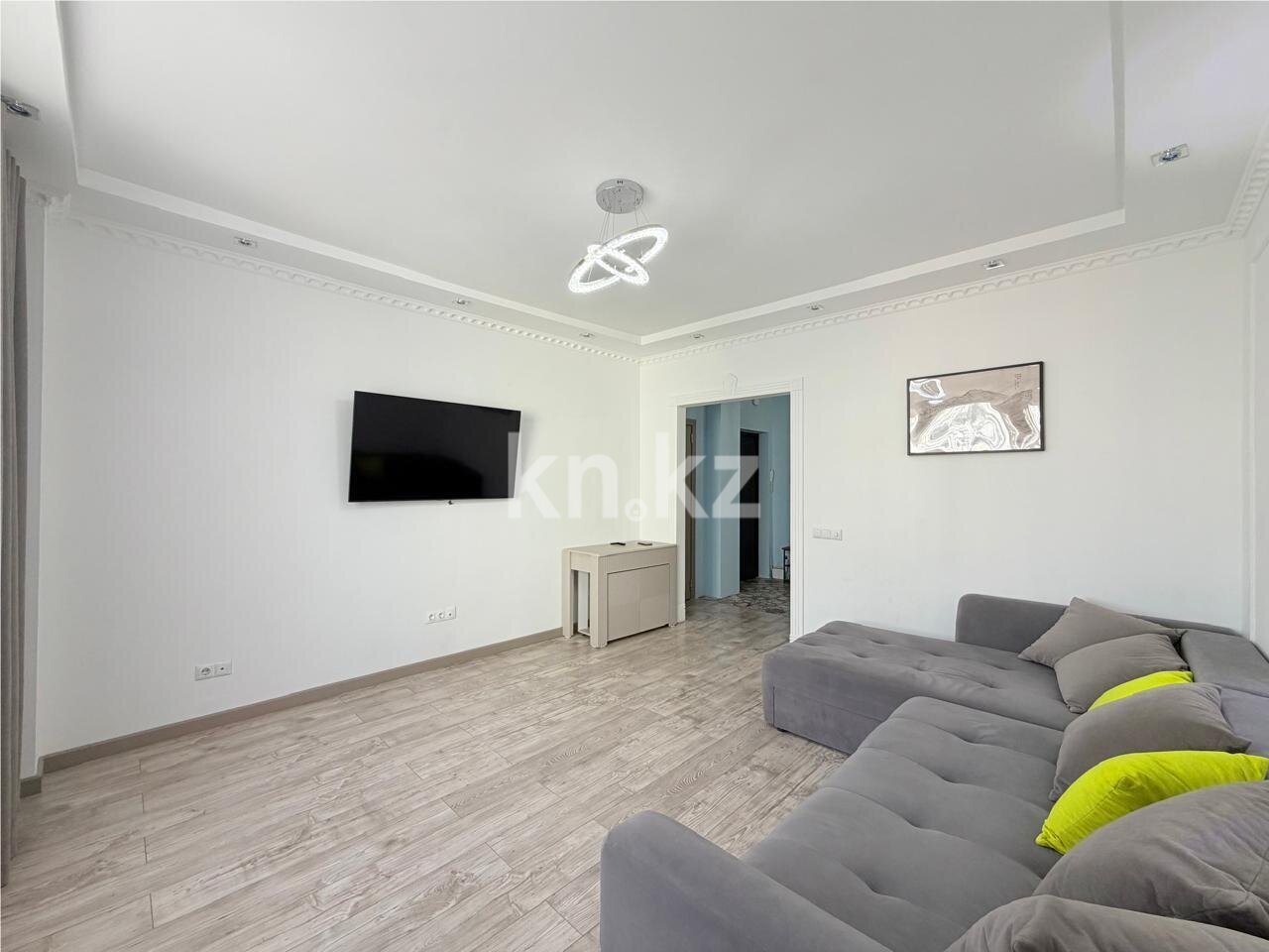 Продажа 4-комнатной квартиры, 101.5 м² в Астане - фото 2