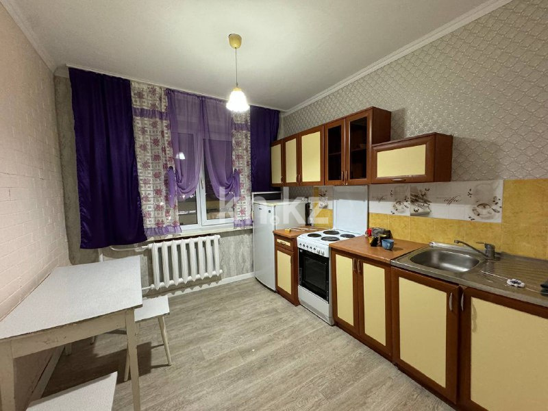 Аренда 1-комнатной квартиры, 36 м², мкр-н Степной-3, дом  8 - Аренда квартир помесячно в Казахстане фото 1 из 12