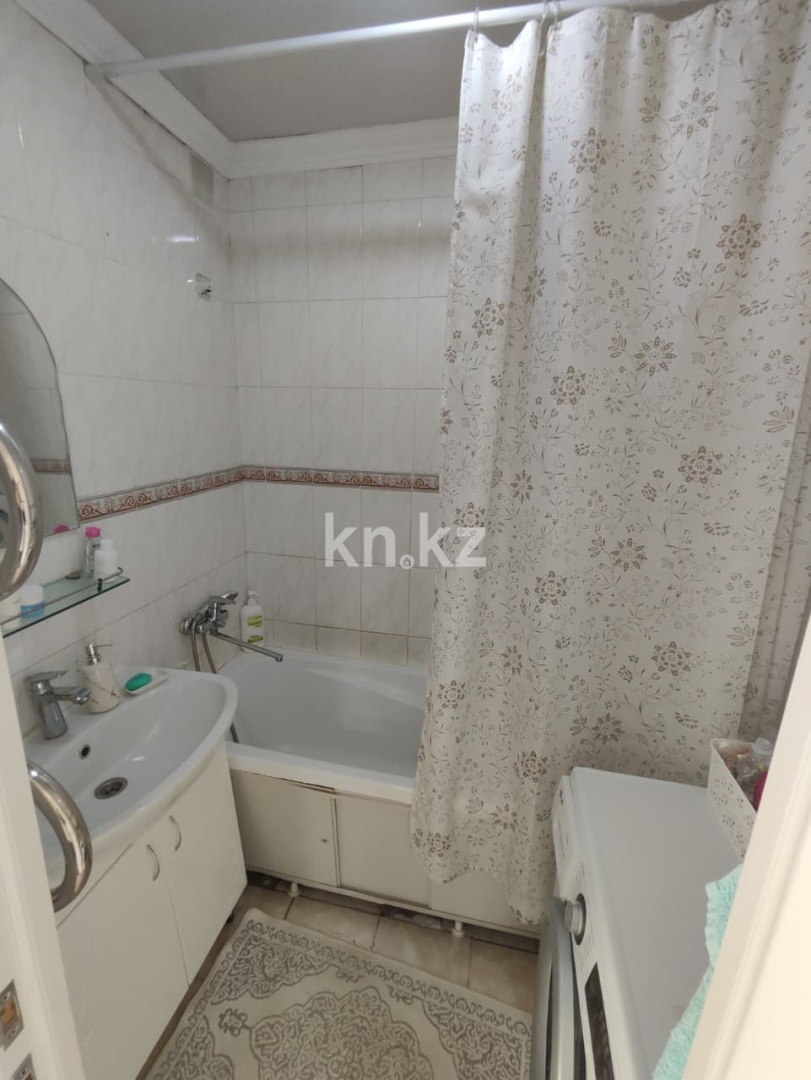 Продажа 2-комнатной квартиры, 54.2 м², мкр-н Степной-4, дом  10 - Продажа квартир в Караганде фото 8 из 13