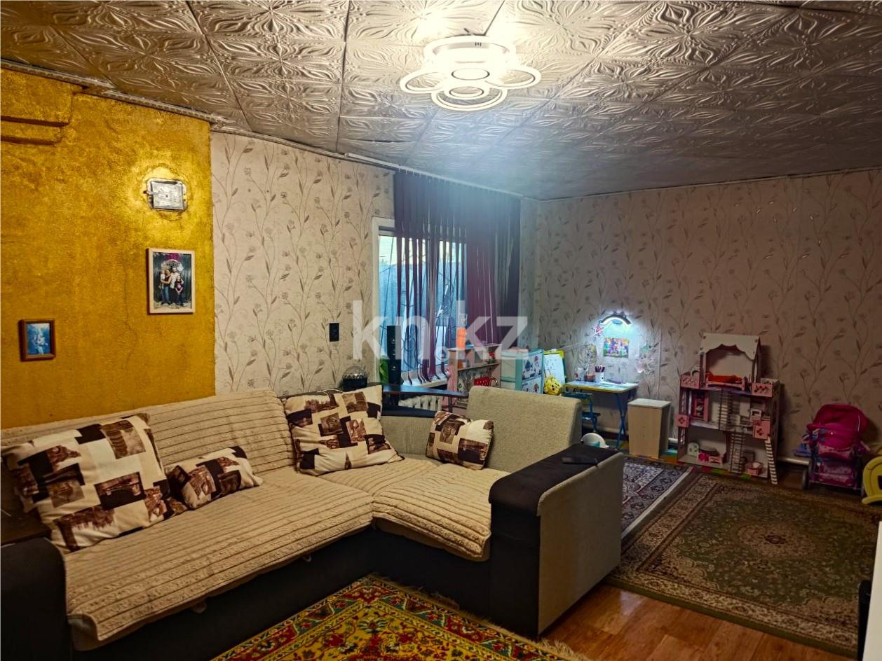 Продажа 3-комнатного дома, 70 м², ул. Учительская - Продажа домов, коттеджей в Караганде с фото фото 3 из 19