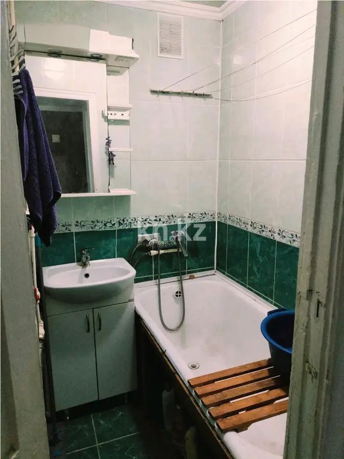 Продажа 2-комнатной квартиры, 45 м², мкр-н 21, дом  21 в Караганде - фото 4