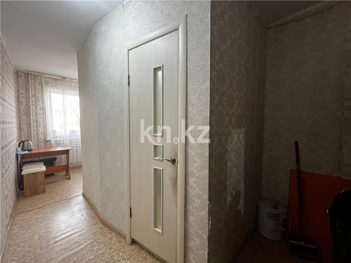 Продажа 1-комнатной квартиры, 31 м², мкр-н 14 в Караганде - фото 5 Продажа 1-комнатной квартиры, 31 м², мкр-н 14 в Караганде - фото 5