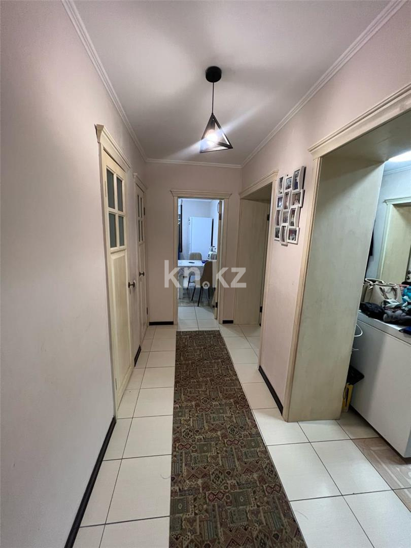 Продажа 3-комнатной квартиры, 68 м², пр. Шахтеров, дом  31 в Караганде - фото 16