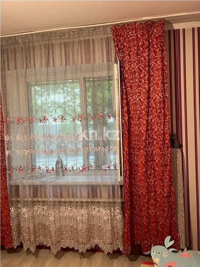 Продажа 1-комнатной квартиры, 38 м², мкр-н Аксай-1а, дом  8 - Продажа квартир в Алматы фото 1 из 3