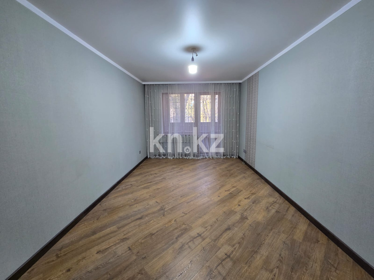 Продажа 2-комнатной квартиры, 43 м², мкр-н Аксай-2 в Алматы - фото 3
