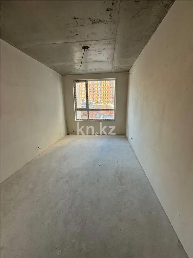 Продажа 1-комнатной квартиры, 38 м², ул. Райымбек батыра, дом  2 стр в Астане