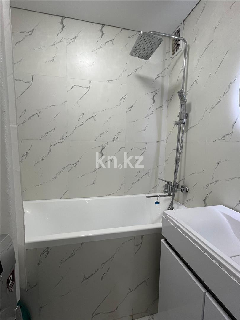 Продажа 2-комнатной квартиры, 52 м², ул. Карла Маркса в Караганде - фото 10