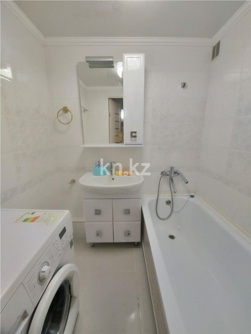 Продажа 2-комнатной квартиры, 52 м², мкр-н Шахтерский, дом  115 - Продажа квартир в Караганде фото 14 из 15