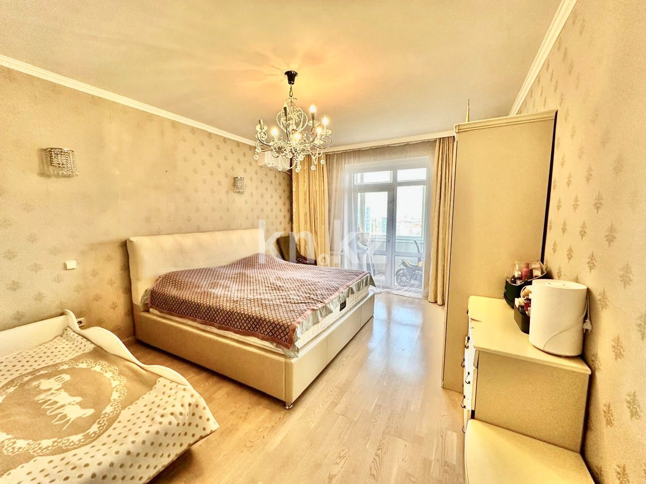 Продажа 4-комнатной квартиры, 139.5 м² в Алматы - фото 13