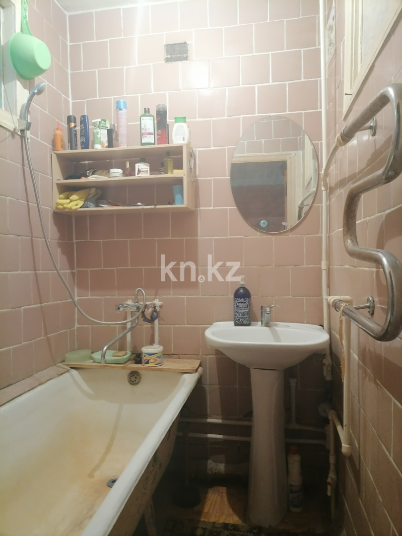 Продажа 2-комнатной квартиры, 40 м², ул. Пичугина, дом  238 в Караганде - фото 9