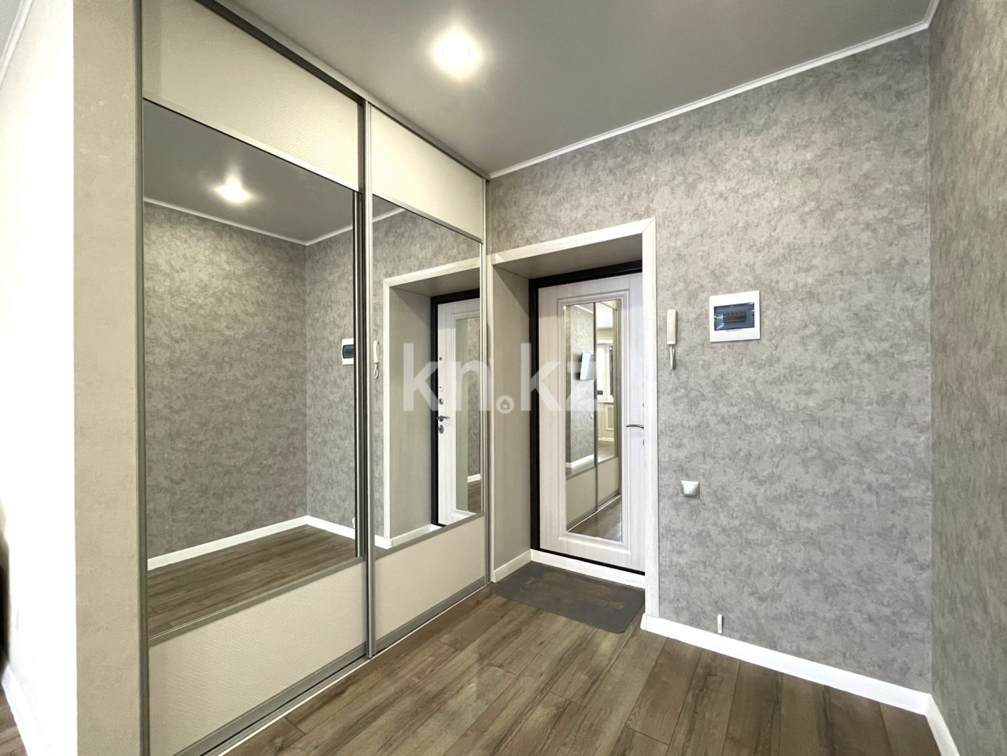 Аренда 1-комнатной квартиры посуточно, 1 м², ул. Жамбыла Жабаева, дом  44 - Аренда квартир посуточно в Петропавловске фото 4 из 8