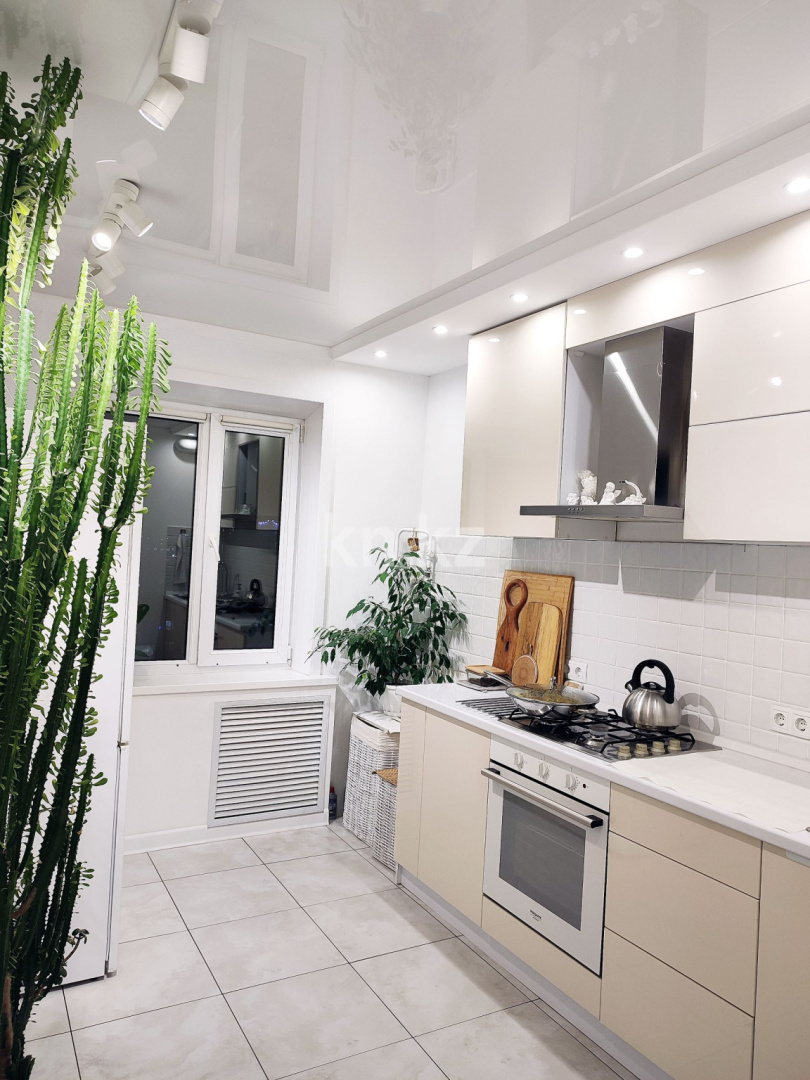 Аренда 1-комнатной квартиры посуточно, 50 м², пр. Абылай хана, дом  49 - Аренда  однокомнатных квартир посуточно в Астане с фото фото 6 из 9