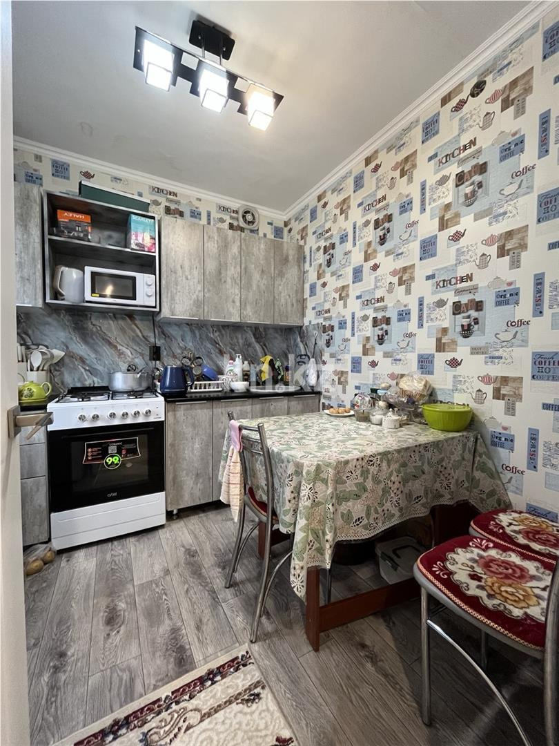 Продажа 4-комнатной квартиры, 65 м², 6 мкр. - Продажа квартир в Темиртау фото 10 из 21