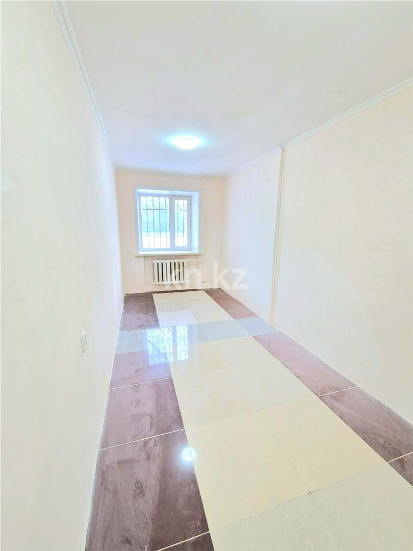 Продажа 2-комнатной квартиры, 44 м², мкр-н 12 в Караганде - фото 3