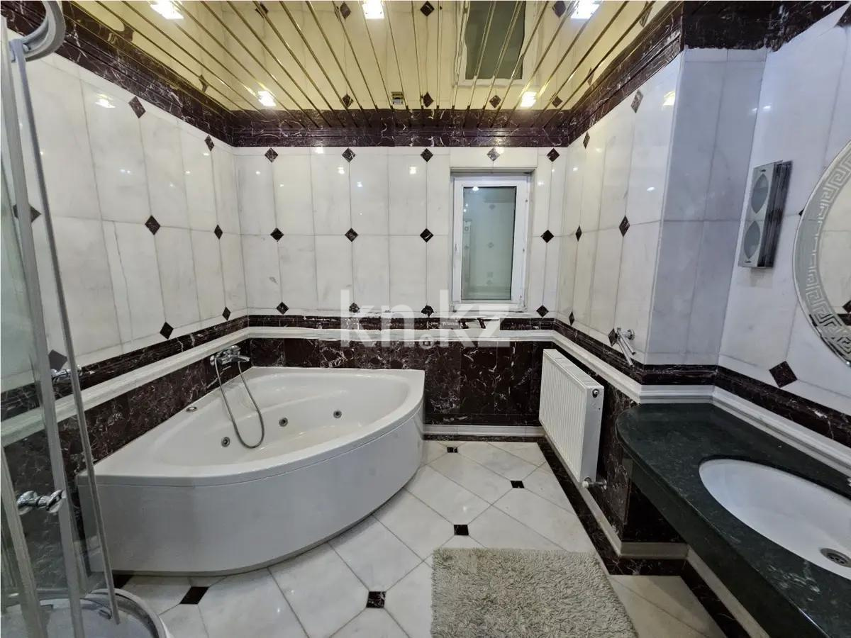 Продажа 5-комнатной квартиры, 377 м², пр. Абая, дом  45/2 - Продажа квартир в Астане без посредников фото 10 из 12