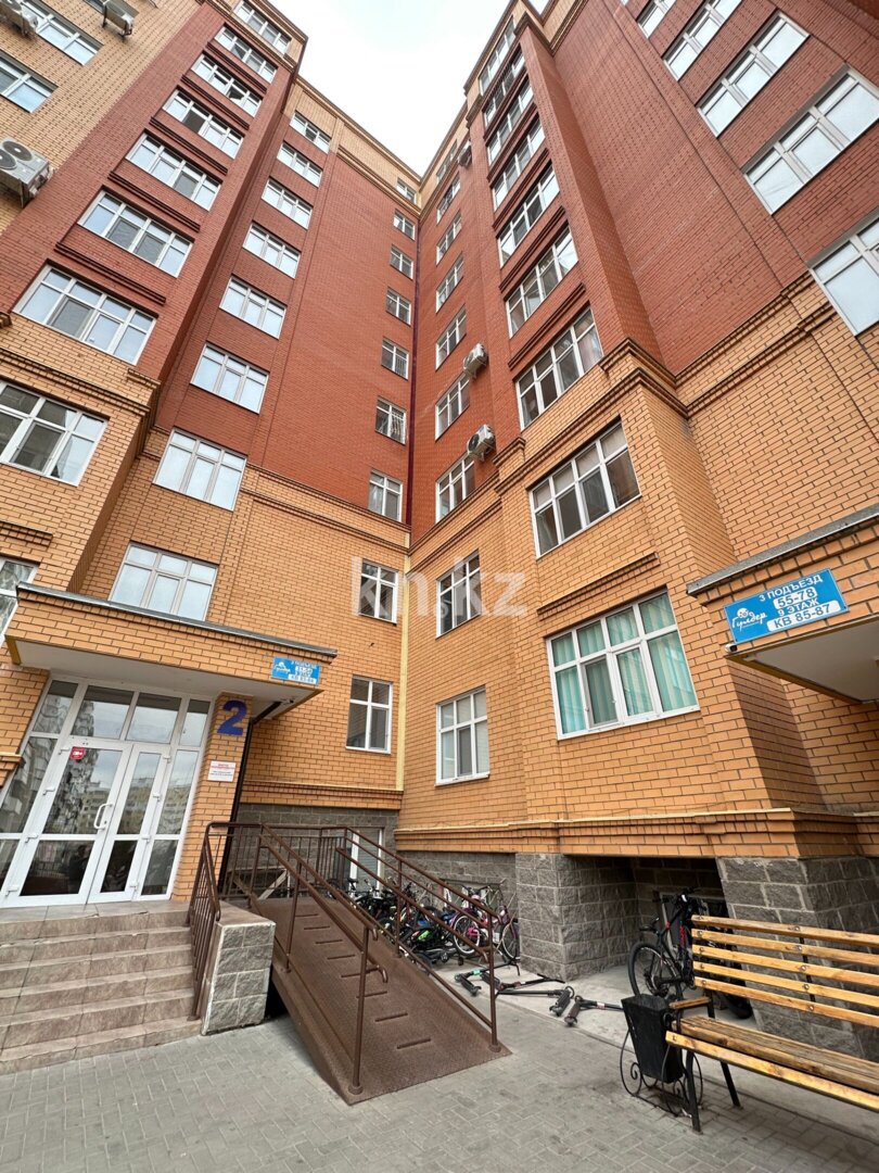 Продажа 2-комнатной квартиры, 56.8 м² в Караганде - фото 23