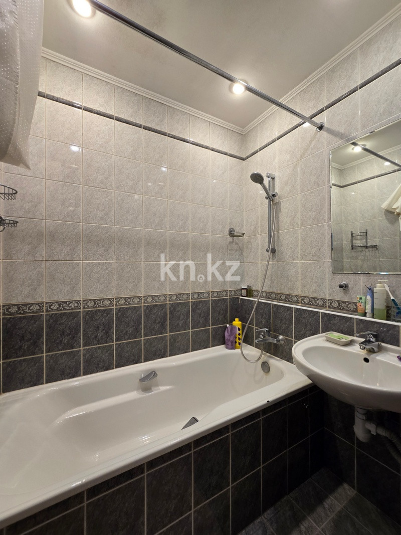 Продажа 4-комнатной квартиры, 60 м², Орбита-2 мкр-н, дом  11 - Продажа действующего бизнеса в Карагандинской области фото 26 из 28