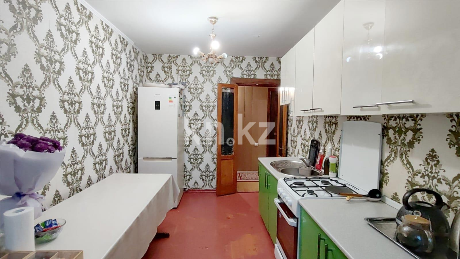Продажа 4-комнатной квартиры, 61 м², мкр-н 17 - Продажа квартир в Караганде фото 7 из 11