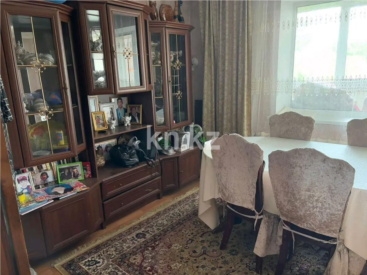 Продажа 3-комнатной квартиры, 65 м², ул. Затаевича (ранее Зональная), дом  77а - Продажа  трехкомнатных квартир в Караганде без посредников фото 1 из 6