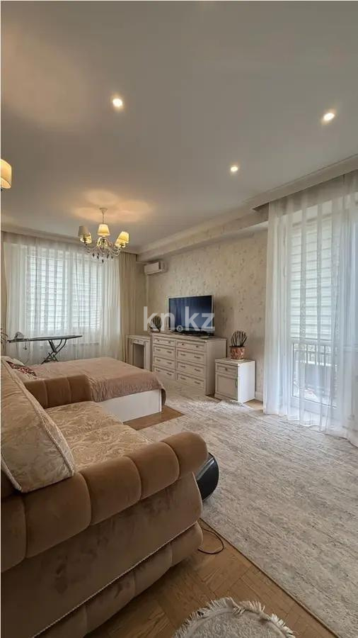 Продажа 3-комнатной квартиры, 140 м², мкр-н Мамыр-7, дом  21 в Алматы - фото 2