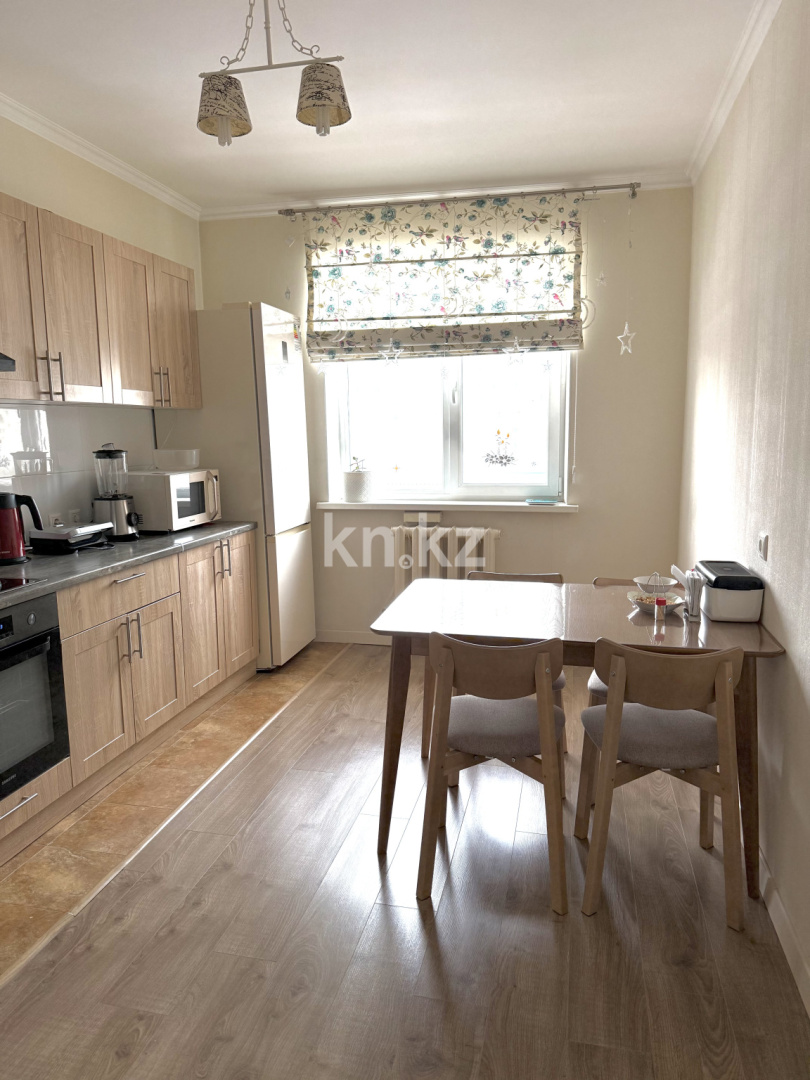 Продажа 3-комнатной квартиры, 89 м² - Продажа квартир в Казахстане - страница 3 фото 1 из 14