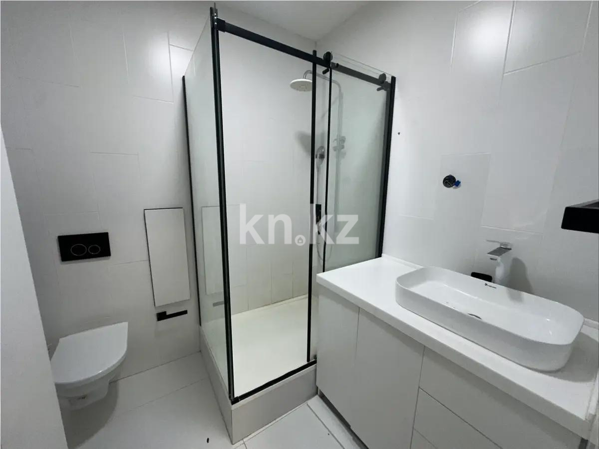 Продажа 3-комнатной квартиры, 124 м², ул. Достык, дом  5 в Астане - фото 5