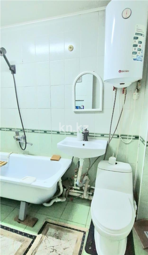 Продажа 3-комнатной квартиры, 64 м² в Караганде - фото 10