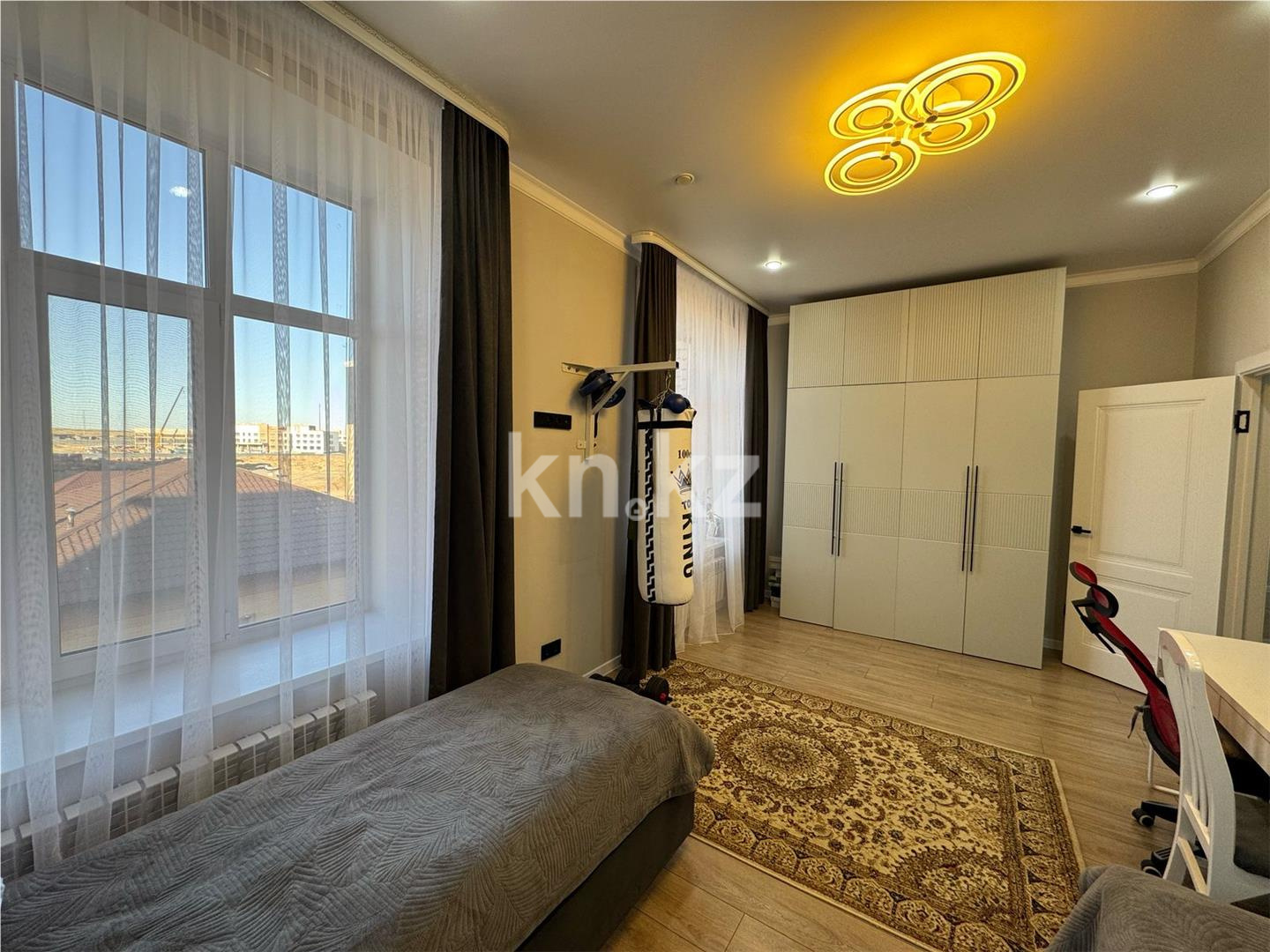 Продажа 4-комнатной квартиры, 121 м², ул. Таттимбета, дом  33/11 - Продажа  четырехкомнатных квартир в Караганде фото 7 из 23