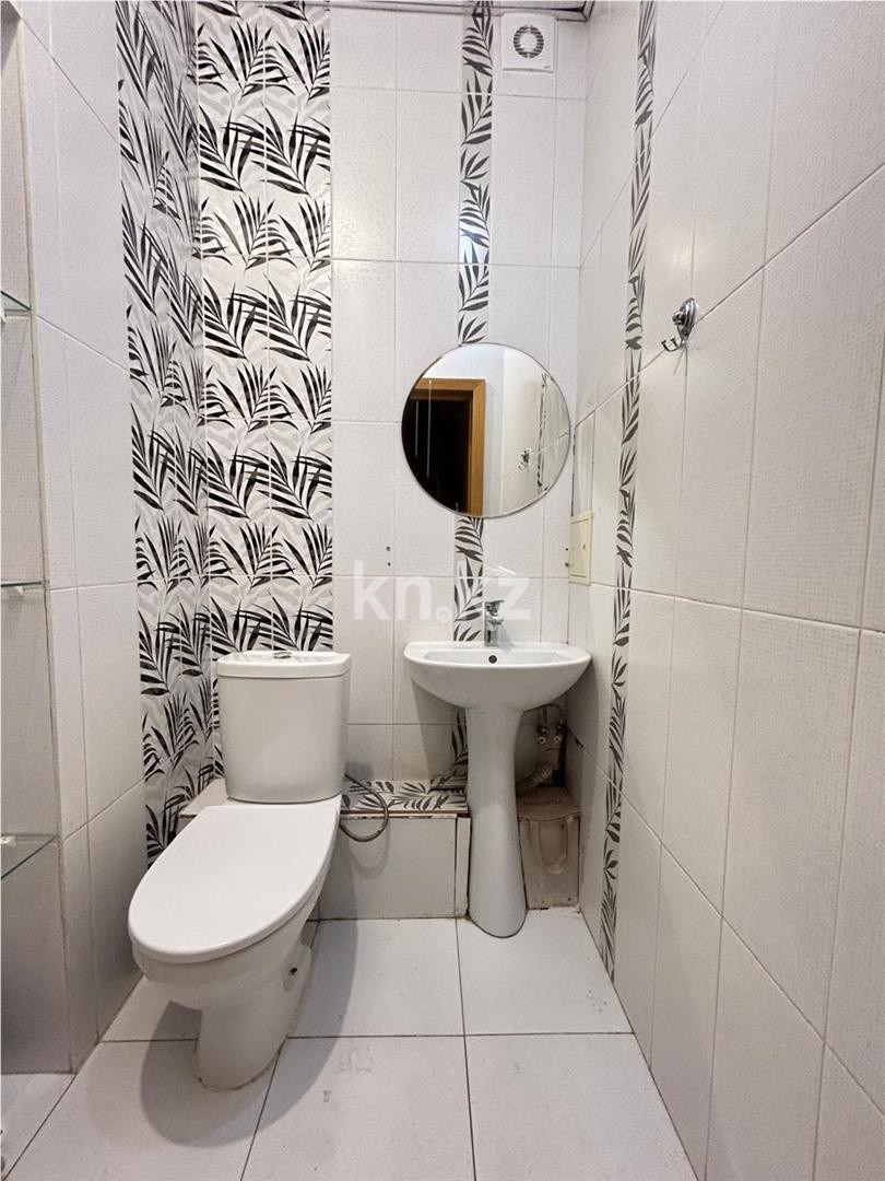 Продажа 4-комнатной квартиры, 191.7 м², ул. Мамбетова в Астане - фото 20