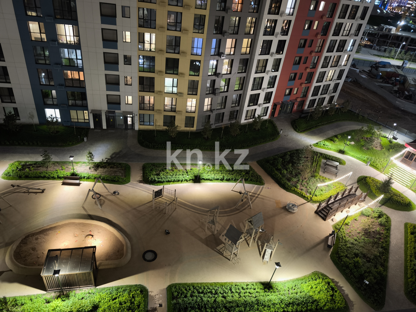 Продажа 2-комнатной квартиры, 65 м², ул. Мухамедханова, дом  4/3 в Астане - фото 14