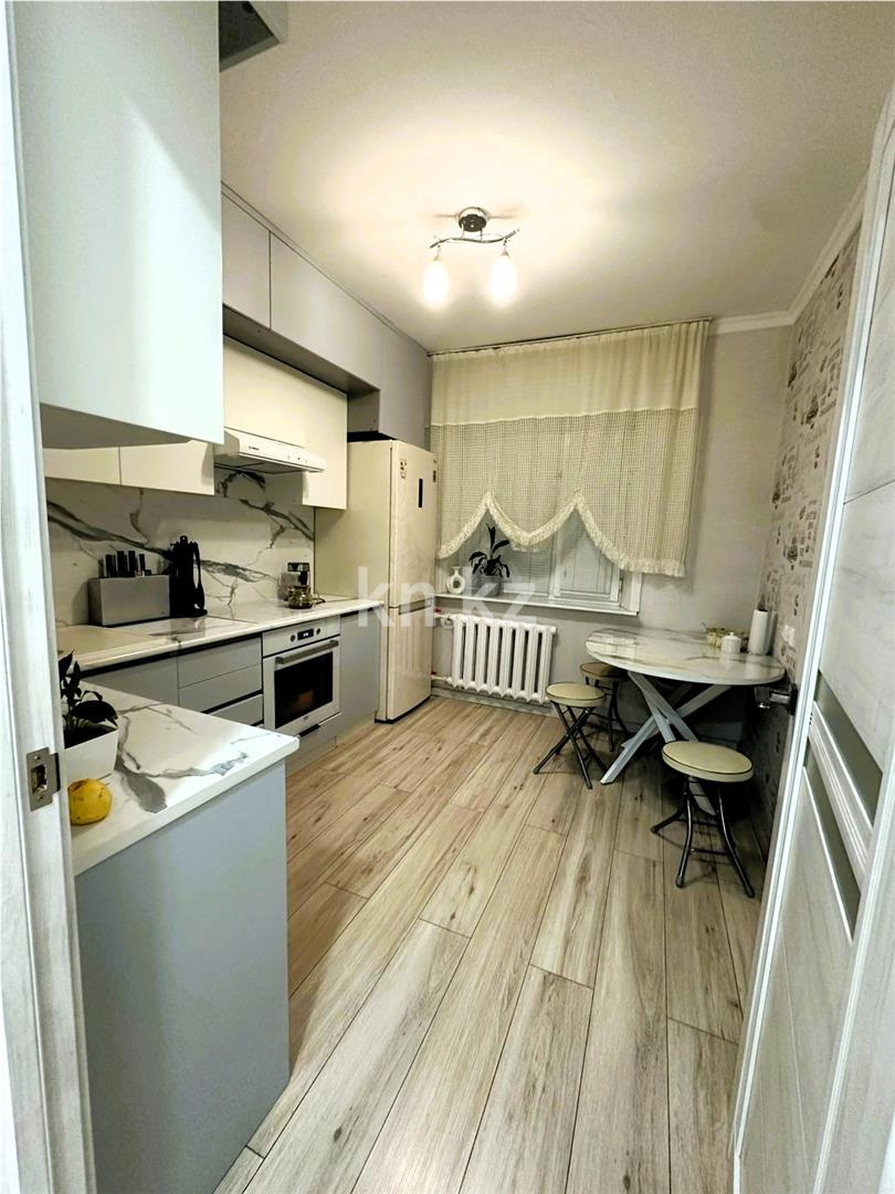 Продажа 3-комнатной квартиры, 63 м², ул. 9-й мкр. в Темиртау - фото 6