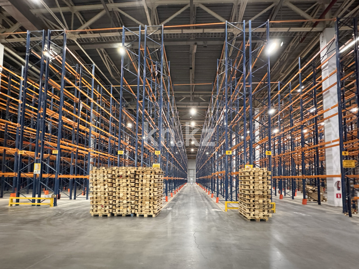 Аренда , 4904 м², Суюнбая, дом  258В - Аренда баз, складов и промышленной недвижимости в Алматы фото 4 из 7