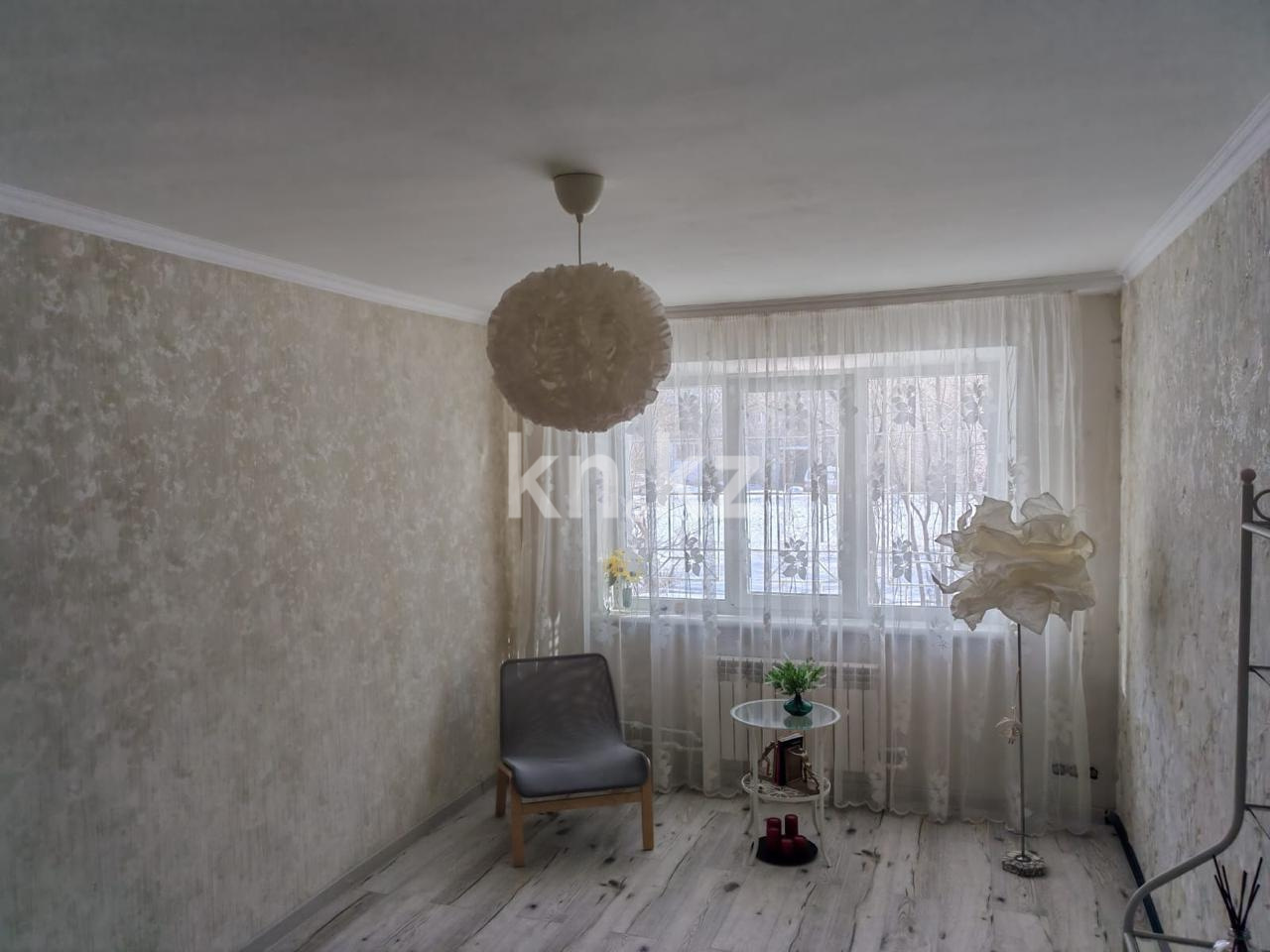 Продажа 1-комнатной квартиры, 32 м², ул. Муканова, дом  12/2 в Караганде - фото 2