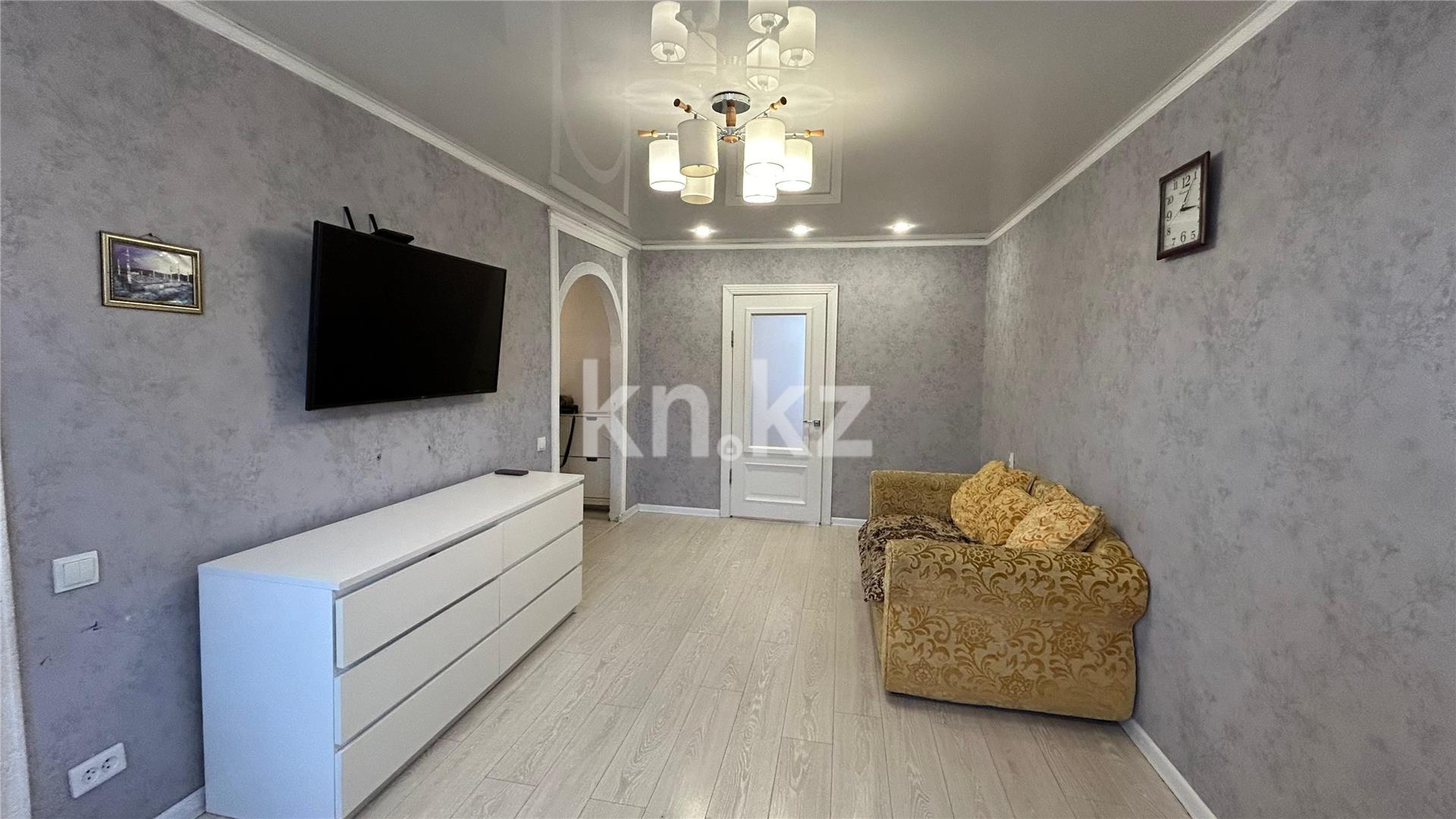 Продажа 2-комнатной квартиры, 45 м², ул. Язева - Продажа  двухкомнатных квартир в Караганде фото 2 из 13