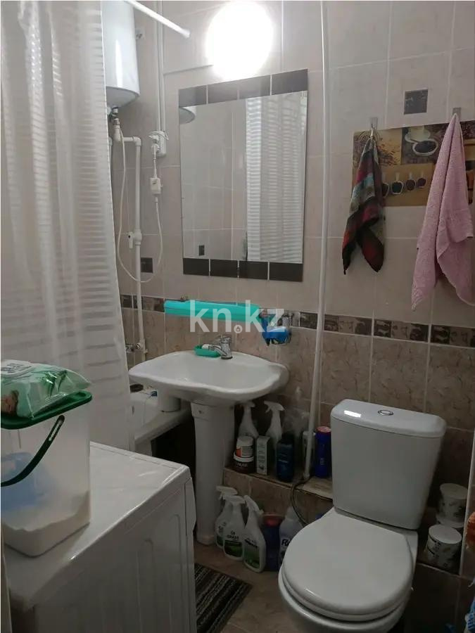 Продажа 3-комнатной квартиры, 61 м², пр. Республики, дом  10 - Продажа  трехкомнатных квартир в Караганде фото 7 из 10