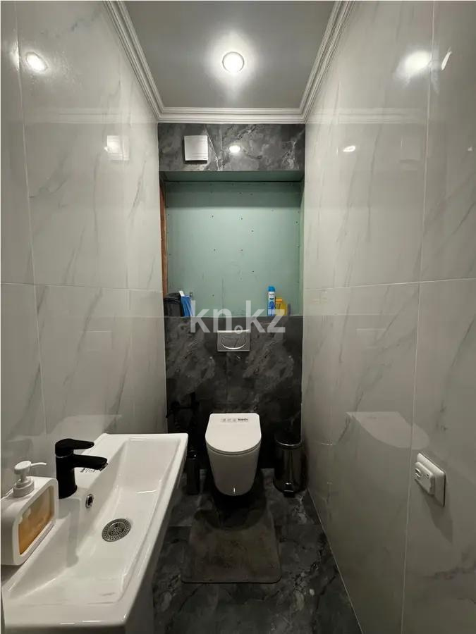 Продажа 3-комнатной квартиры, 70.7 м², мкр-н Дарабоз, дом  25а в Алматы - фото 5