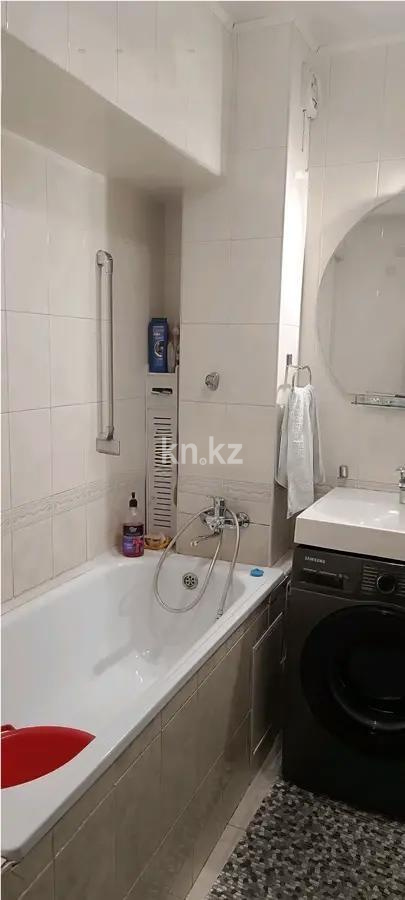 Продажа 3-комнатной квартиры, 66 м², ул. Жайсан, дом  1 в Алматы - фото 5