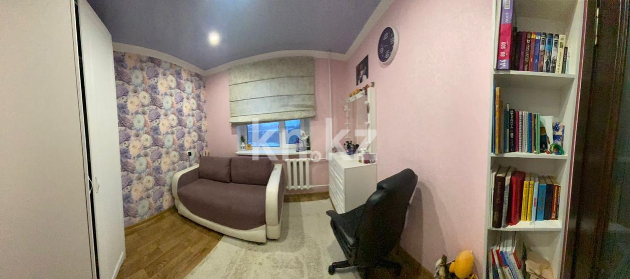 Продажа 3-комнатной квартиры, 64 м², пр. Шахтеров, дом  9 в Караганде - фото 7